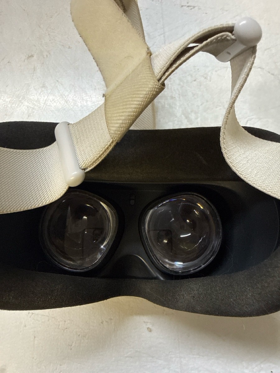 OCULUS META QUEST (G69007130)