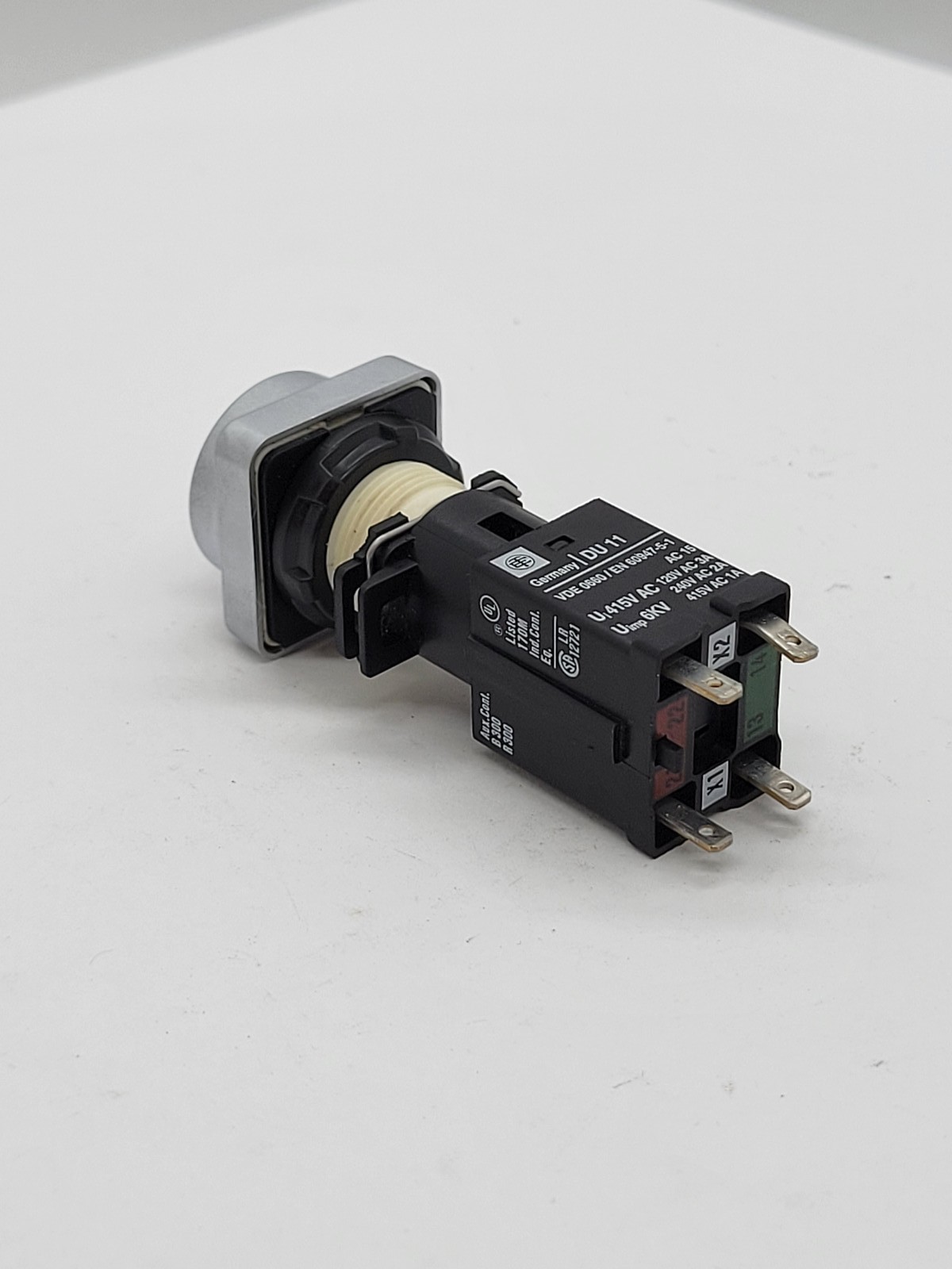 Square D D6G2SDU11 Selector Switch 415V AC-120V 3A 6KV 4 Pin 2 Position Switch