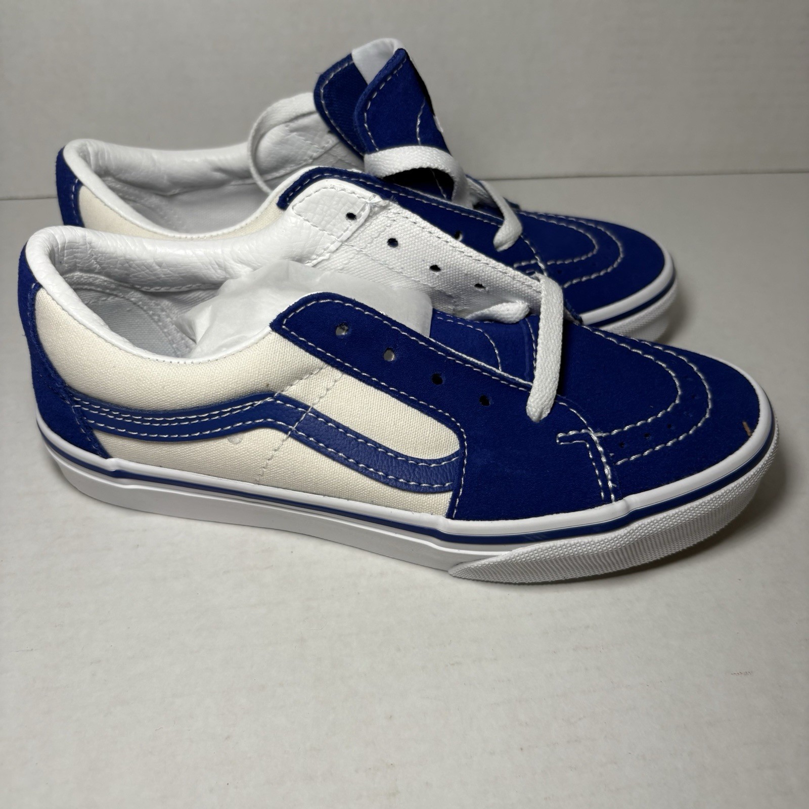 Vans Low Skate Shoes Sneakers Kids Youth Size 3 NEW NWT Blue Cream
