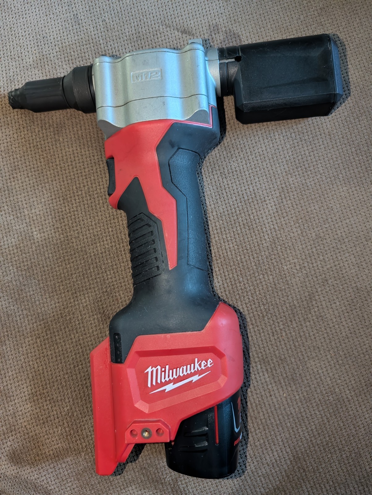 Milwaukee M12 Rivet Tool 2550-20 12V