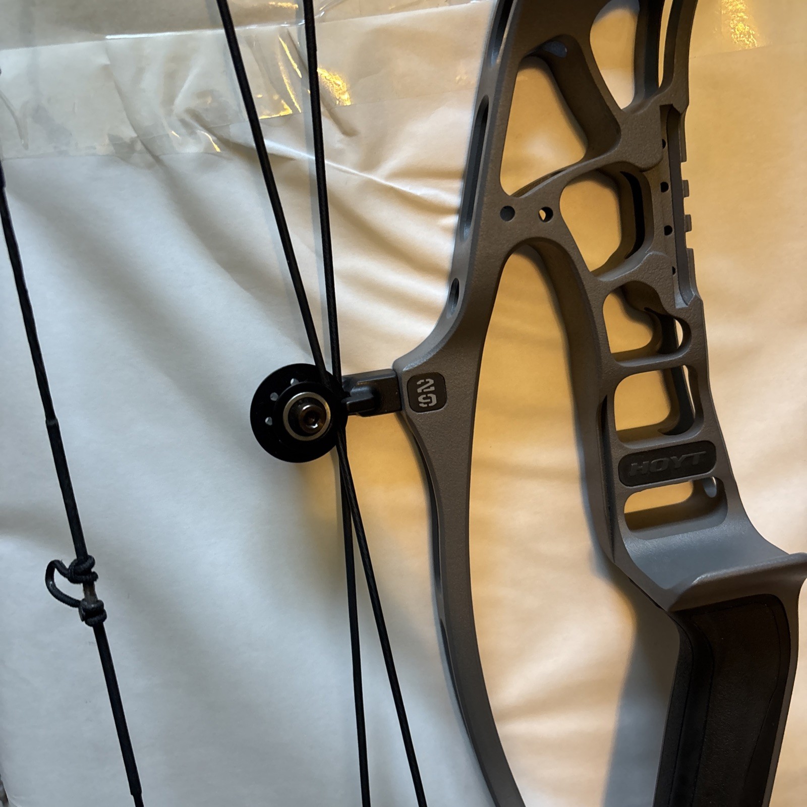 Hoyt Alpha Ax 2 29 Left Hand BARE BOW