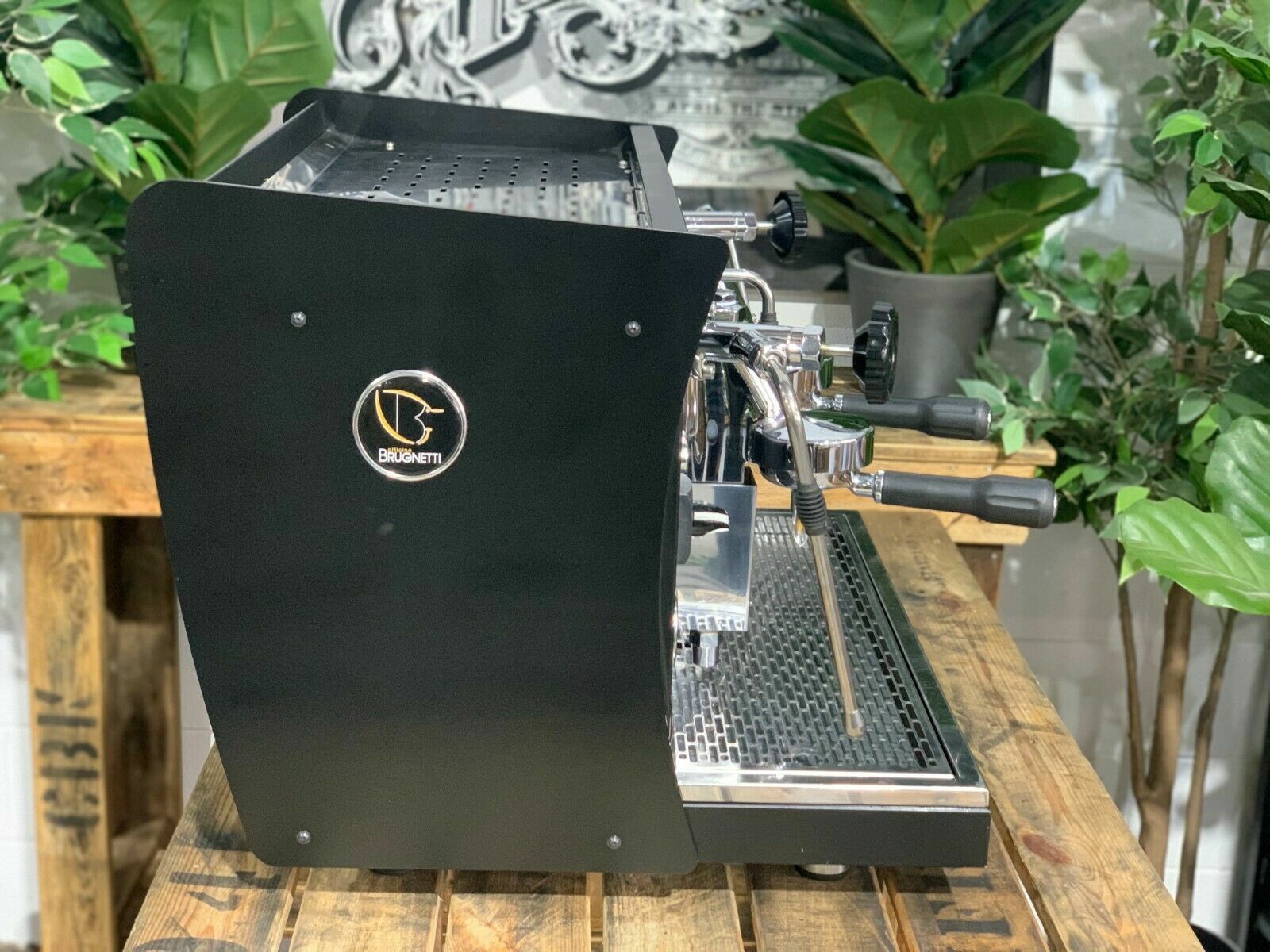 BRUGNETTI GUILIA MANUFACTUM 2 GROUP BLACK ESPRESSO COFFEE MACHINE COMMERCIAL