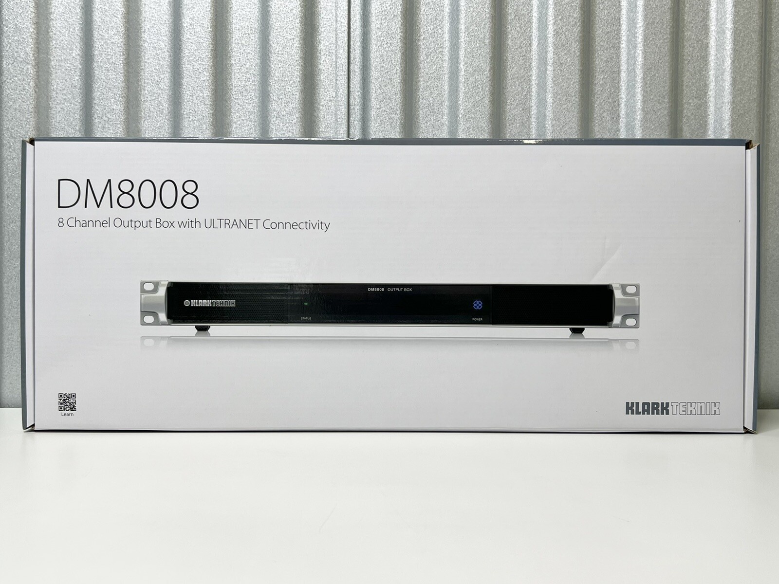 Klark Teknik DM8008 KlarkTeknik 8 Channel Output Box with ULTRANET Connectivity