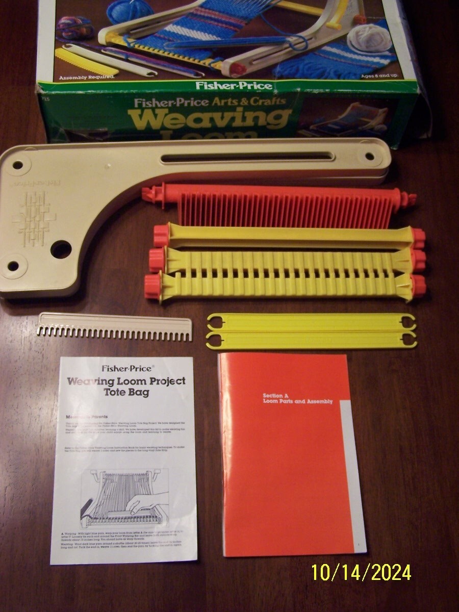 Vintage 1983 Fisher-Price FP Arts & Crafts Weaving Loom Box Works RARE