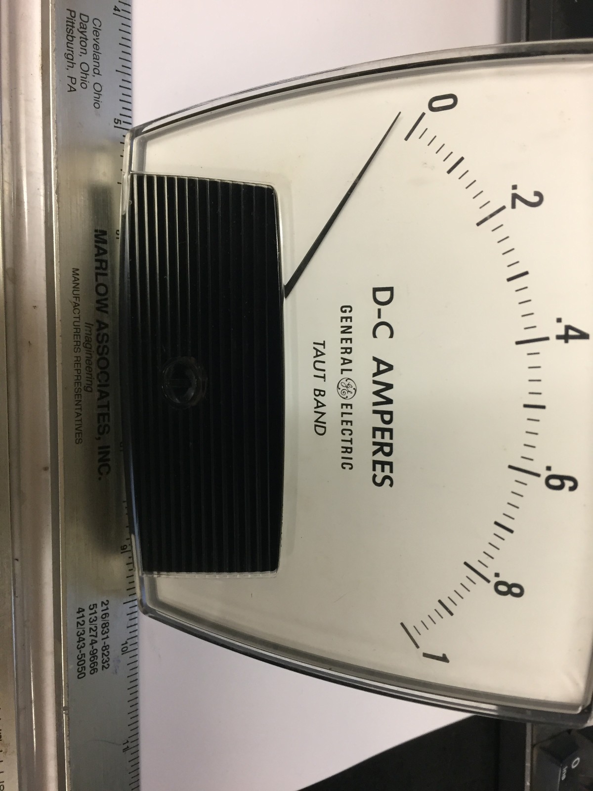 GE 50173111JRJR1JFE 0-1 DC AMPERES TAUT BAND  PANEL  METER NOS
