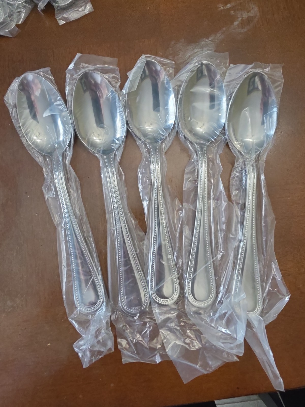 5 Gibson NEW 18/0 Stainless Flatware Beaded Bead Oval Soup Table Spoons 7 ½" NOS