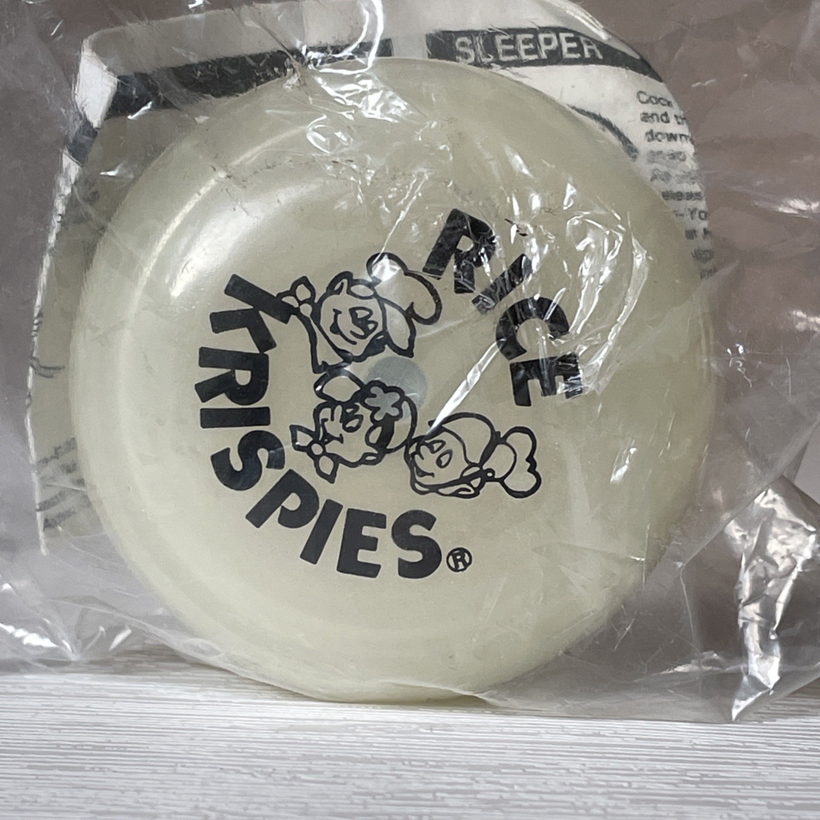 Vintage 80’s Rice Krispies Cereal Yo-Yo Glow In The Dark Collectible 1989