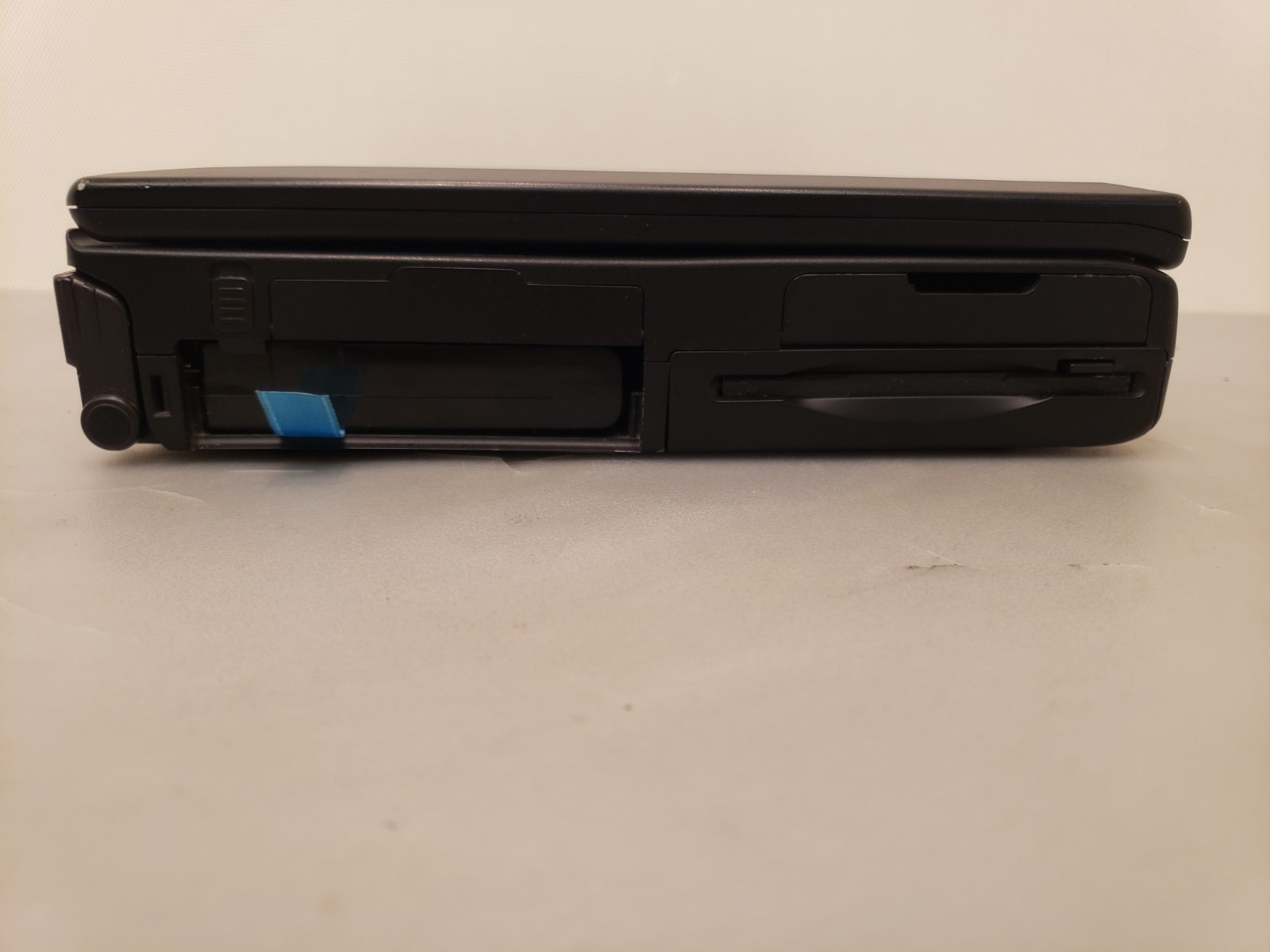 Vintage Generic Laptop 5800 Win98 Floppy Angel Performer MMX 233MHz 32MB **AS-IS