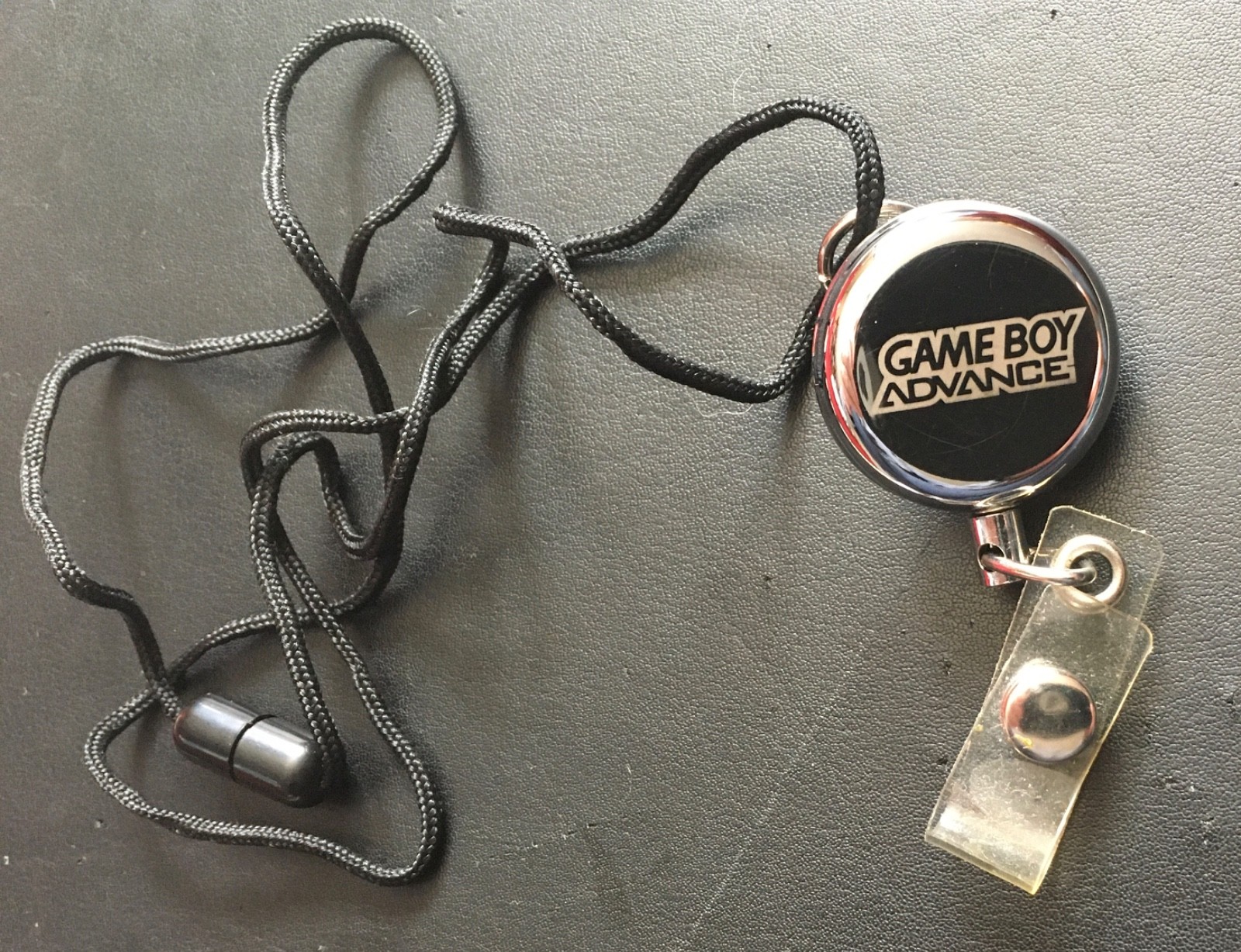 Nintendo Gameboy Advanced Retractable Lanyard Badge Holder NEW open read