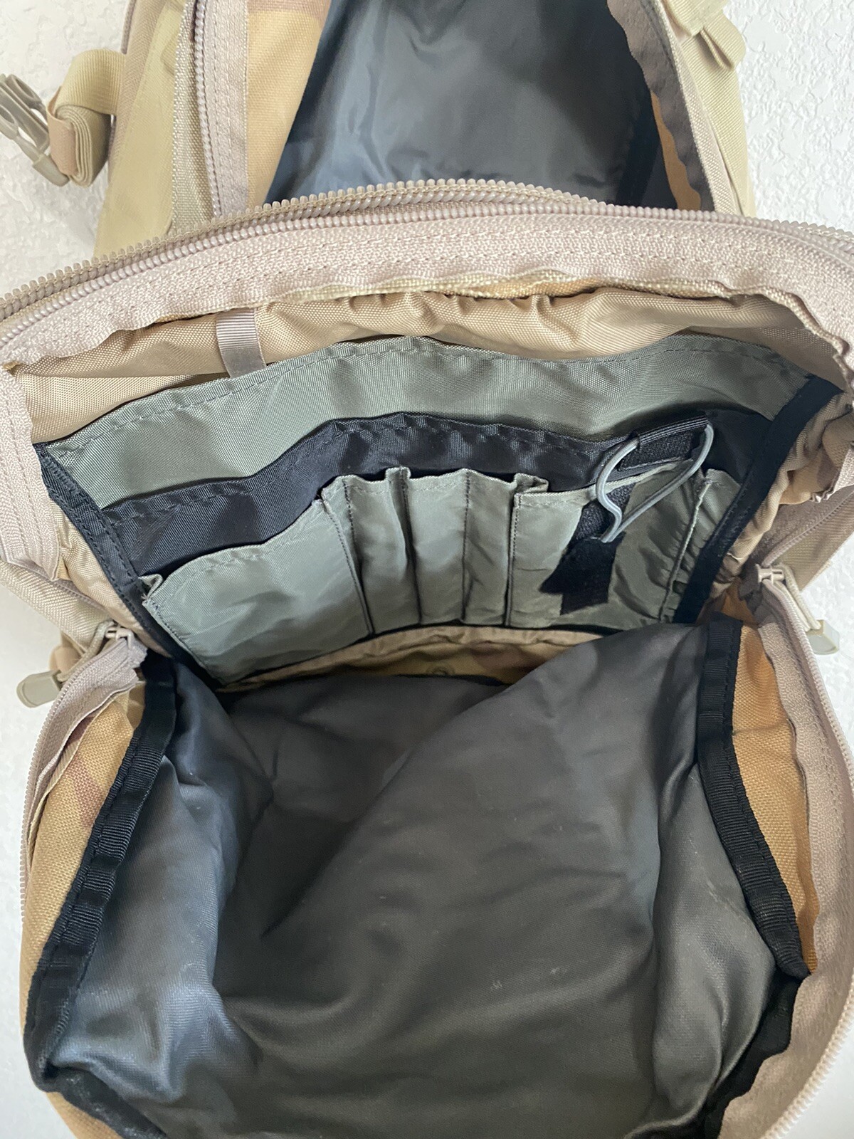 Camelbak Desert Camo Maximum Gear Motherlode 3L Hydro Backpack & New Bladder! +