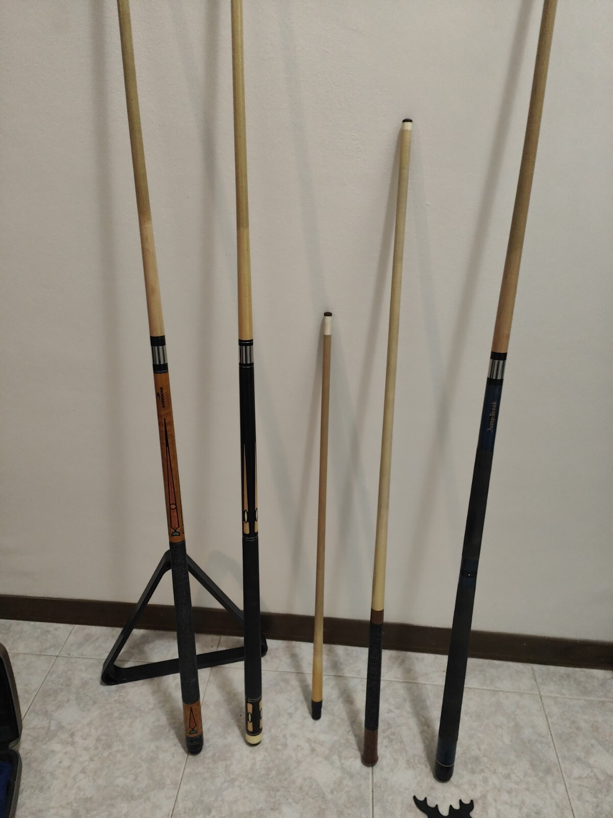 pool pool sticks