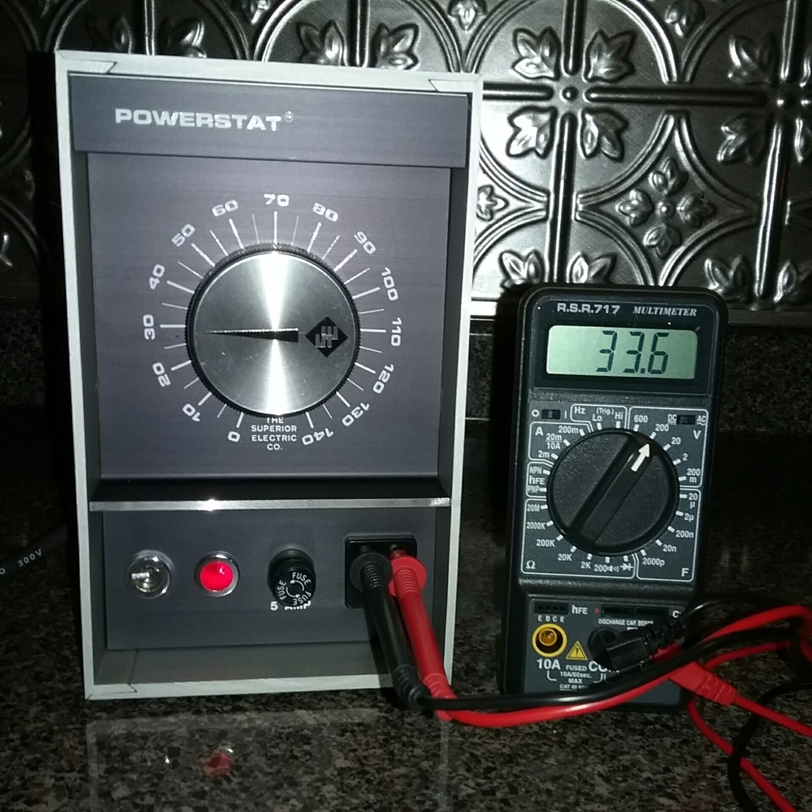 Powerstat Variable Transformer Type N21, Input 120VAC, Output 0-140VAC, 4.5A
