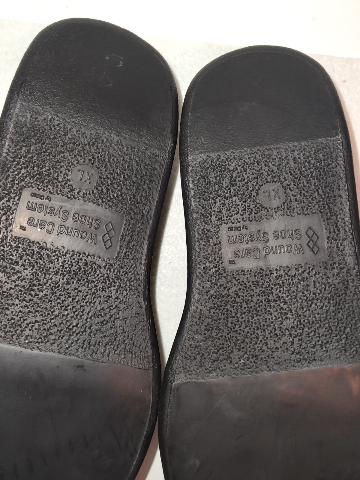 Darco Wound Care Shoe System - Style: WCS2B - Color: Black - Size: Medium
