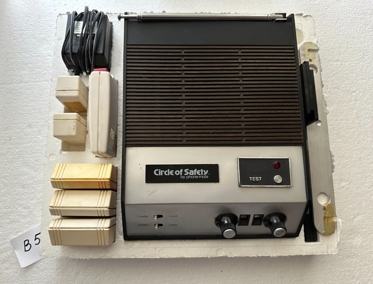 Vintage Circle Of Safety By Phone-Mate Wireless Security For  Home