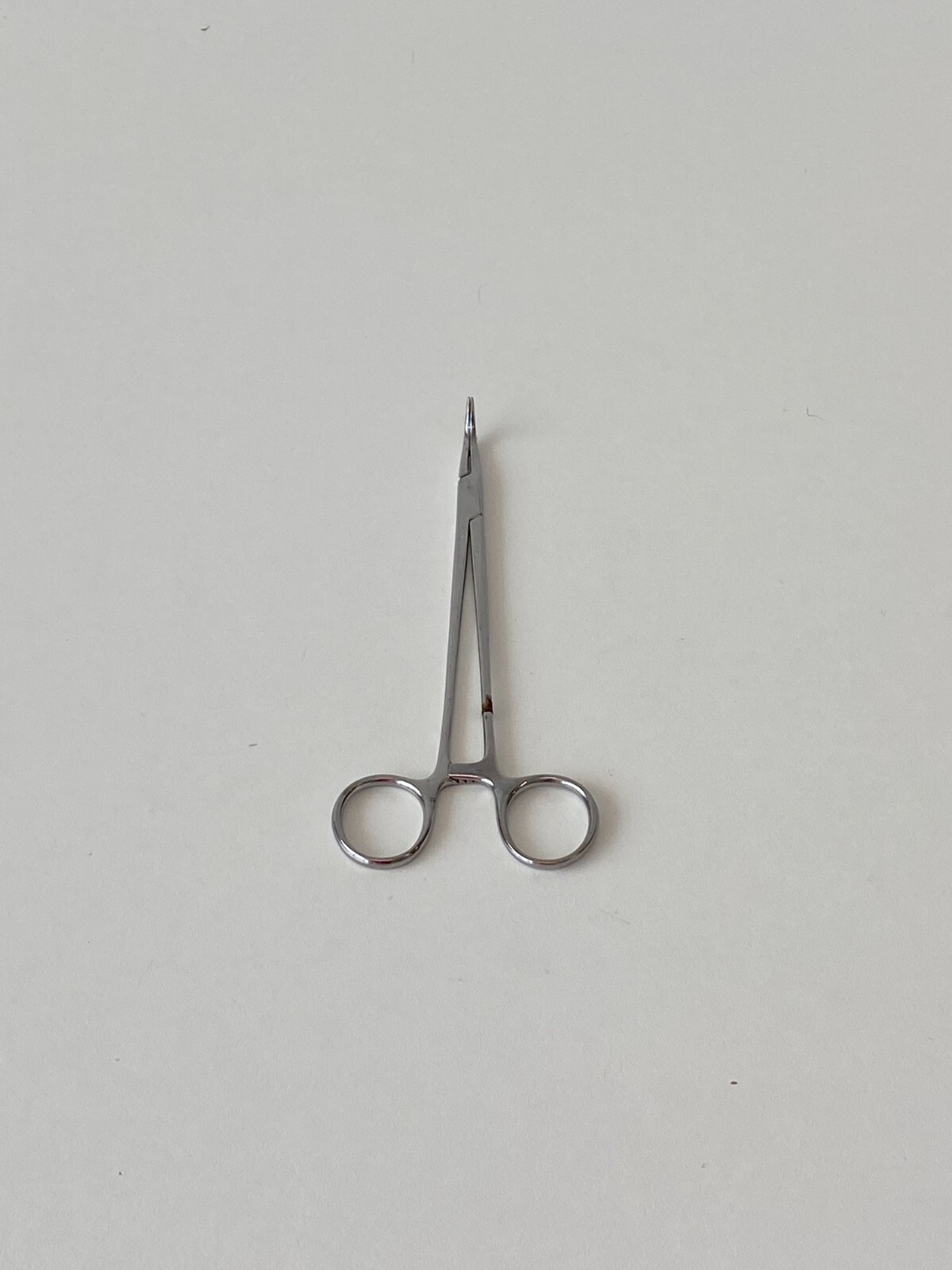 L25:  Weck 60222 Gemini Forceps 7" Angled Stainless Steel