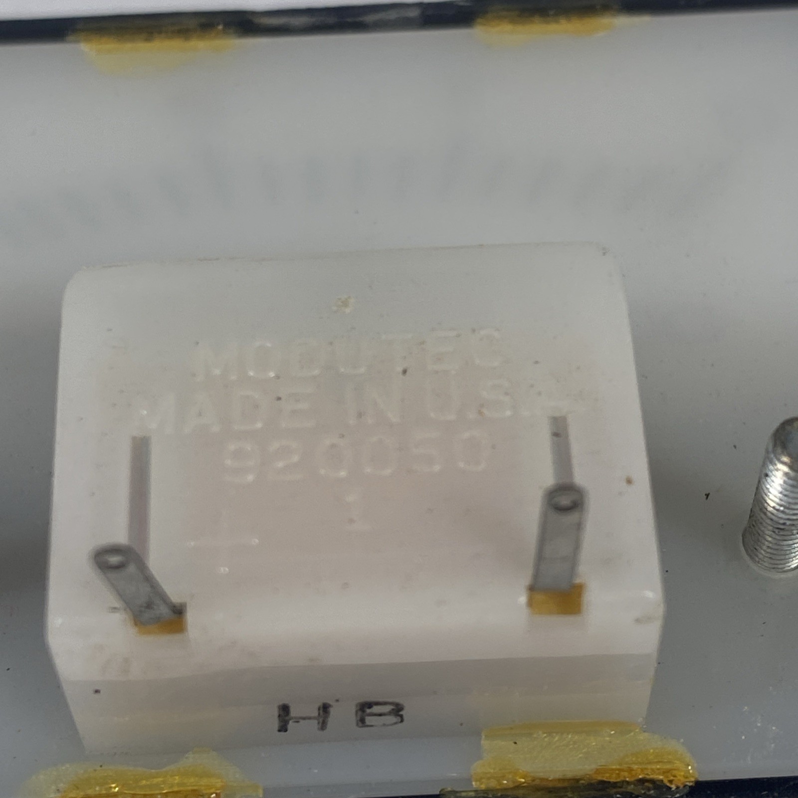 Modutec ~ 920050 -1 DC Milliamperes