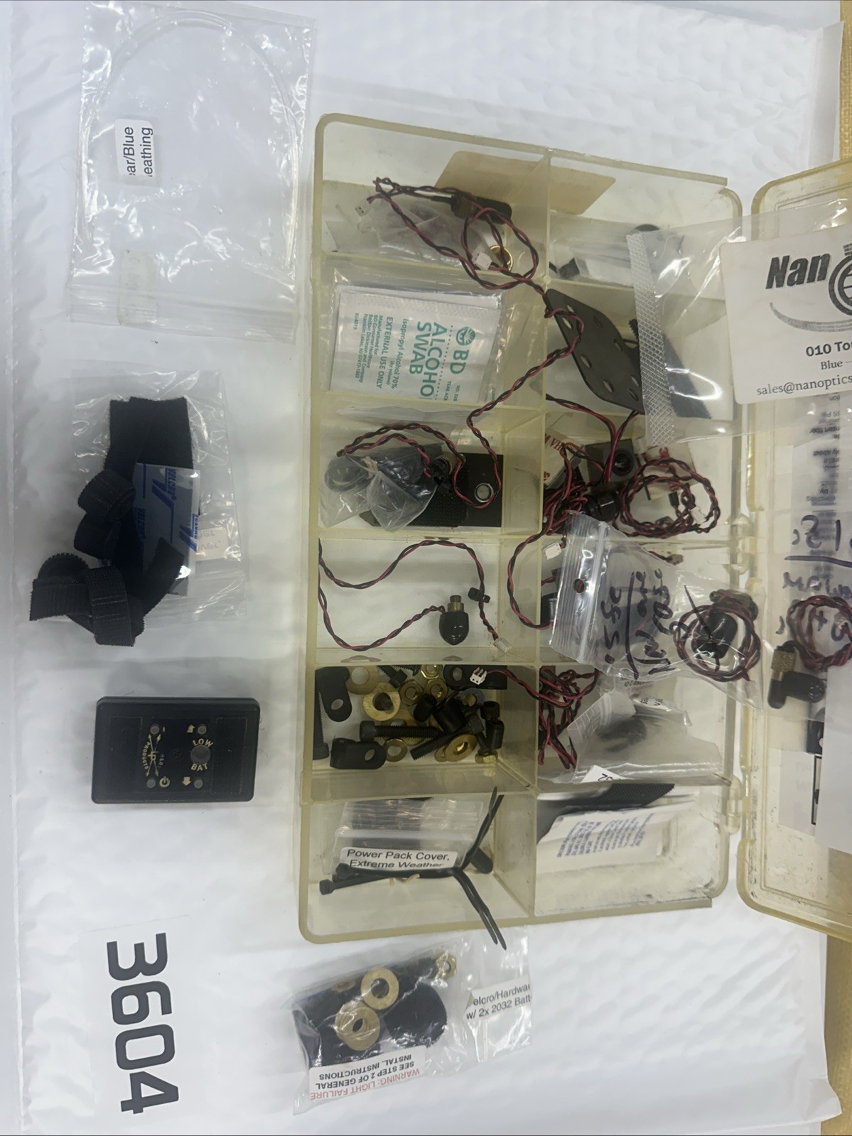 Item 3604 - Archery Target Sight Light Components - Unknown Brand