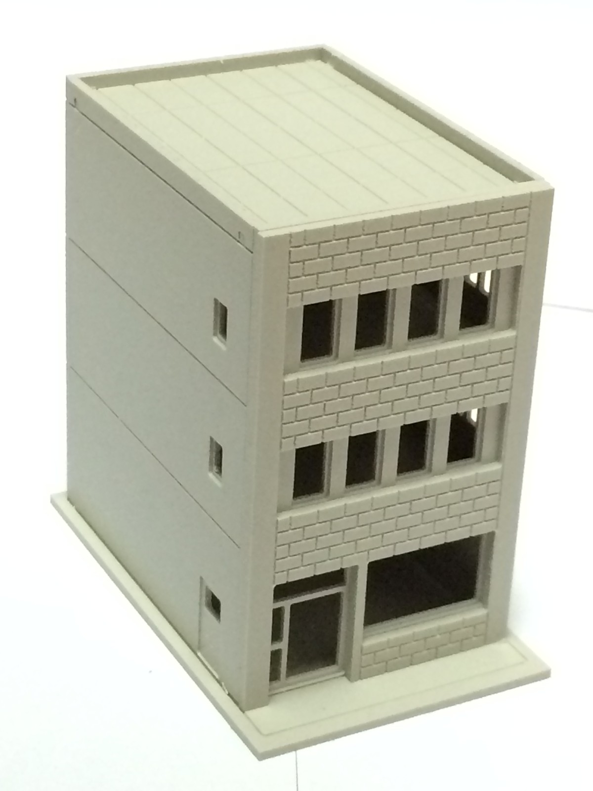 Outland Models Railway Modern 3-Story Building / Shop A Unpainted N Scale 1:160