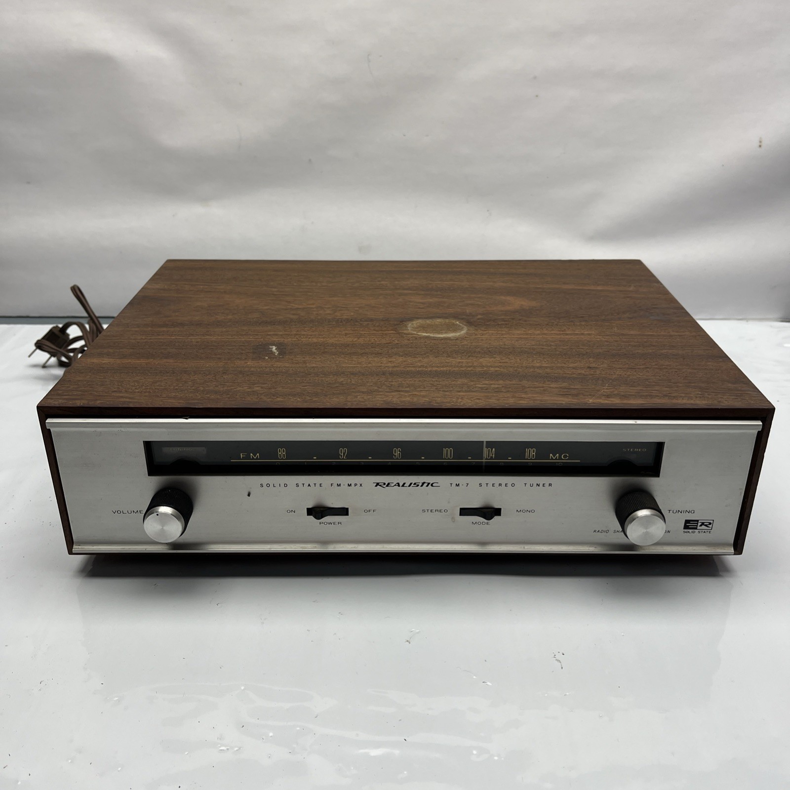 REALISTIC TM-7 FM-MPX SOLID STATE STEREO TUNER VINTAGE