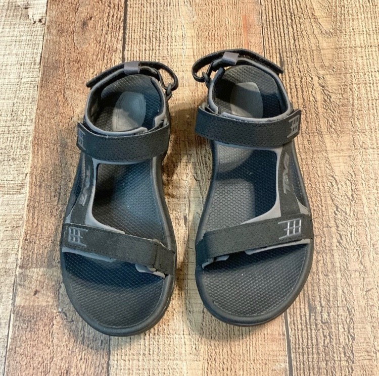 Teva Sandals Men’s Size 8 Style 4289 Black Grey Outdoors Casual EUC