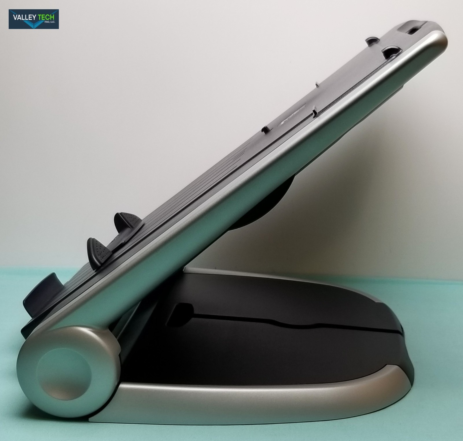 Dell 0D0456 Laptop Stand for Dell Inspiron  Precision Latitude  NEW Open box