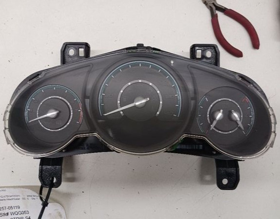 2008-2012 Chevy Malibu 2.4L Speedometer Instrument Gauge Cluster OEM