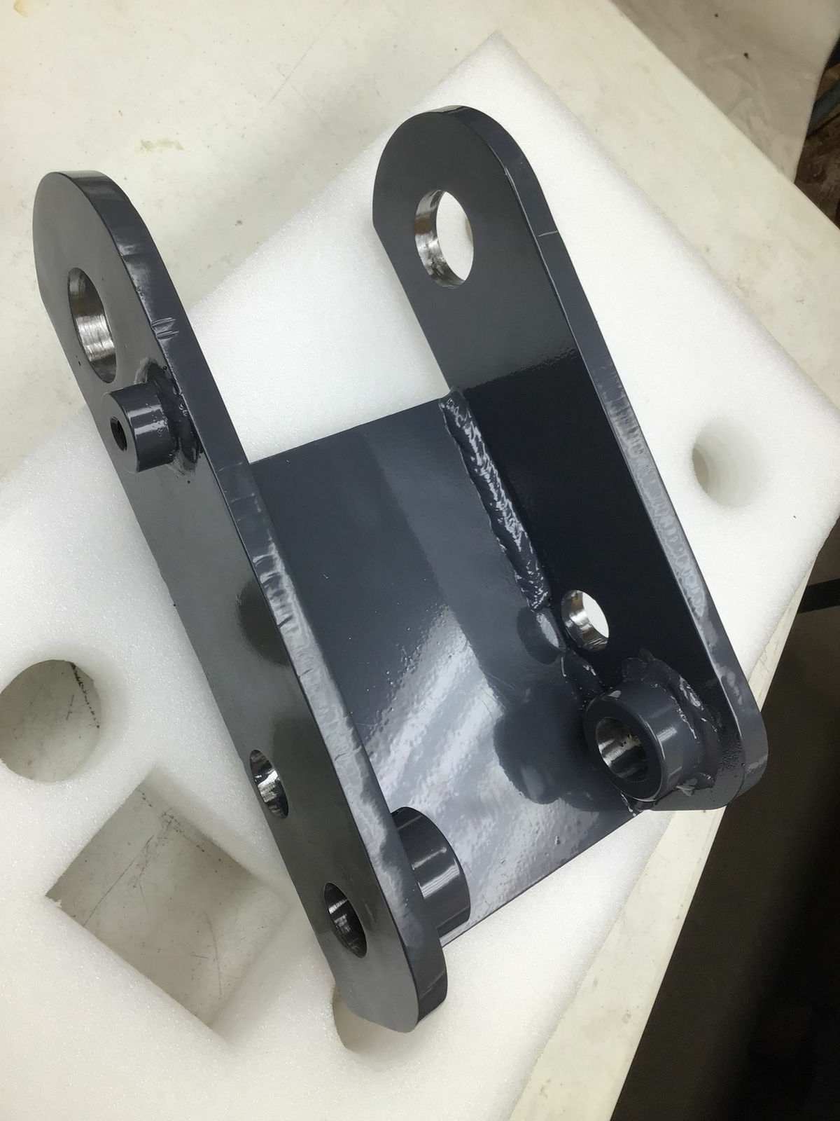 19479 Center Assembly Quick Change Buckets T5c, T5d, T7 only