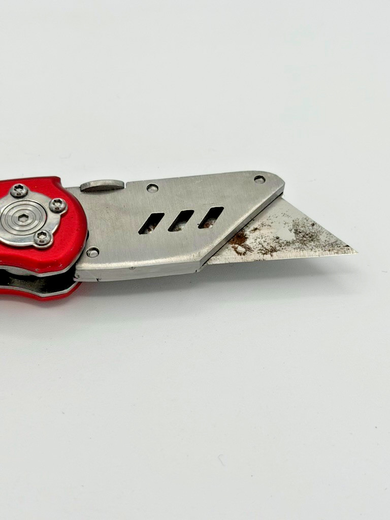 Uline Folding Utility Knife Box Cutter Replaceable Blade Red Pocket Tool