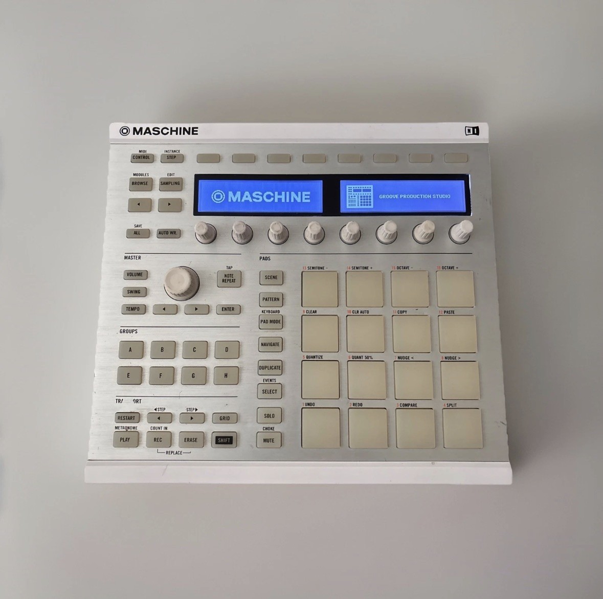 Native Instruments Maschine MK2 White MIDI Controller – Tested – Excellent Condi