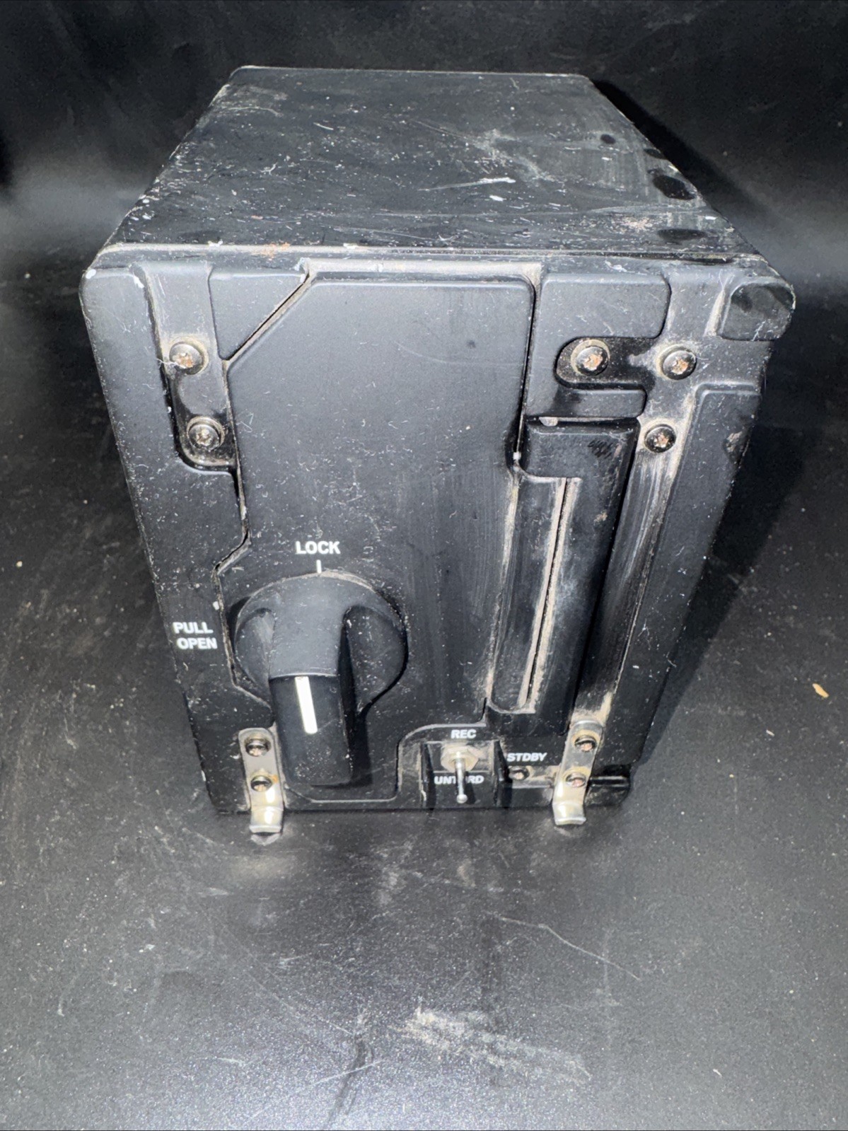 F-111 Aardvark Video Cassette Recorder V-250ab-r Teac