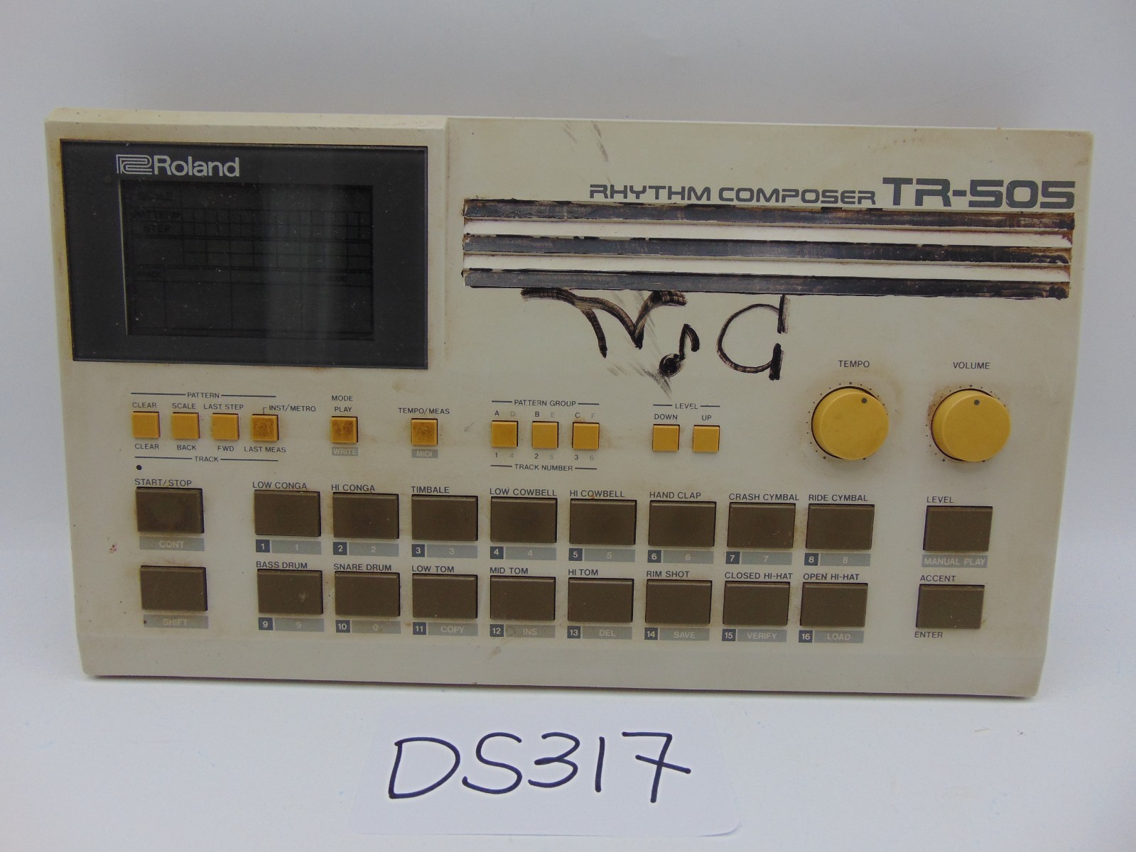 Roland TR-505 Vintage Rhythm Composer Drum Machine Powers On But Not Tested