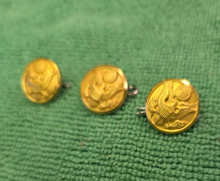 3Vtg 1 Cheshire, 1 Unbranded, 1 Waterbury,  Button Eagle Military 5/8" GoldTone