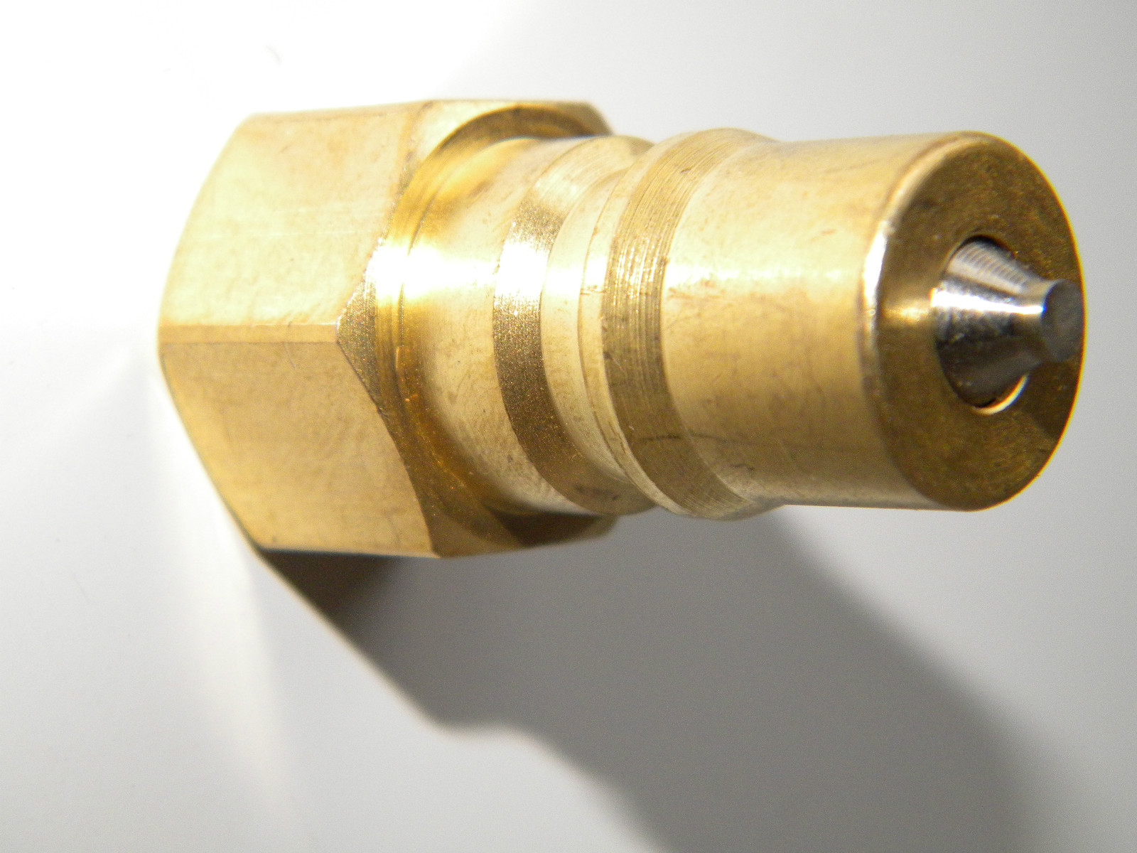 Carpet Cleaning  1/4" Brass Male Quick Disconnect