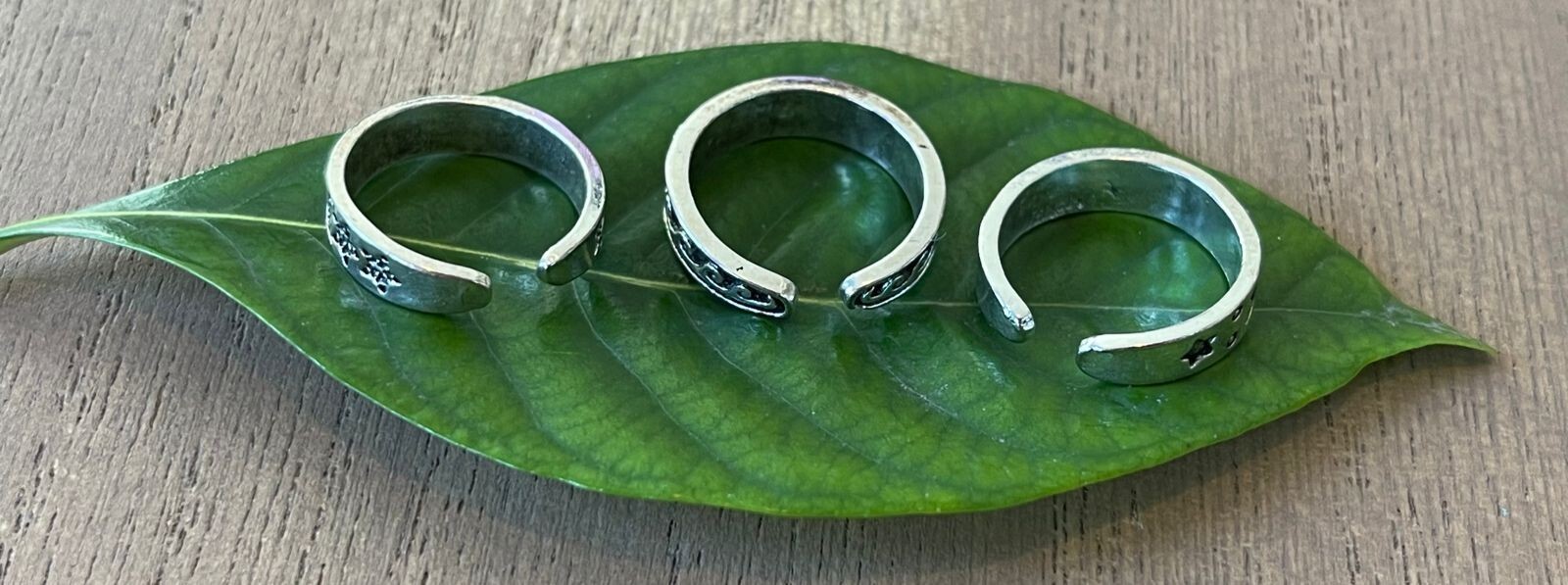 SILVER TONE Toe Finger Tip Ring Lot Of 3