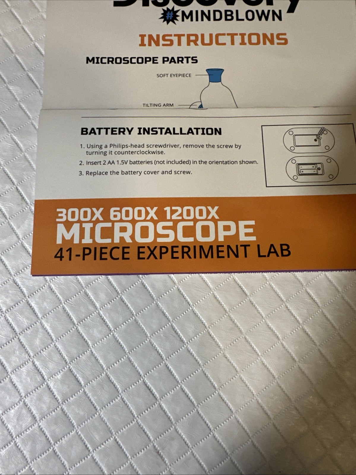 Discovery #MINDBLOWN 1200X, 600X, 300X Microscope Lab Set STEM Children