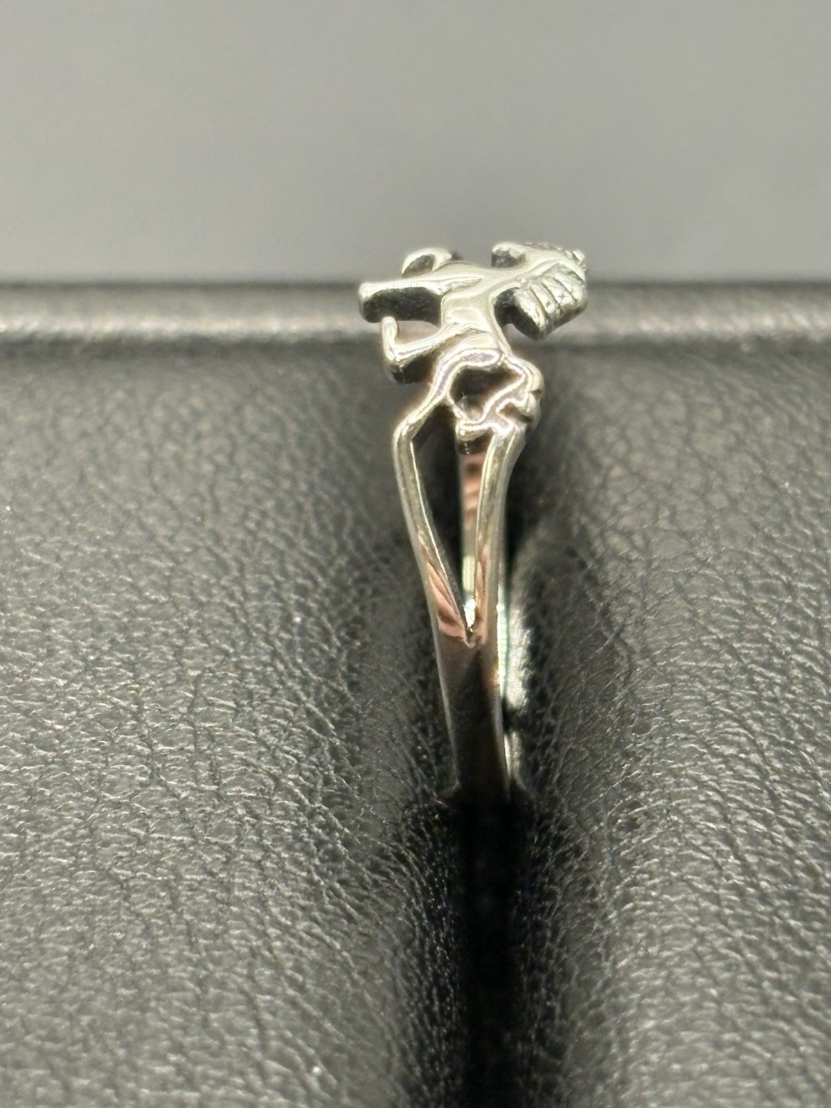 New Condition Sterling Silver Horse Galloping Toe Ring 925 B17