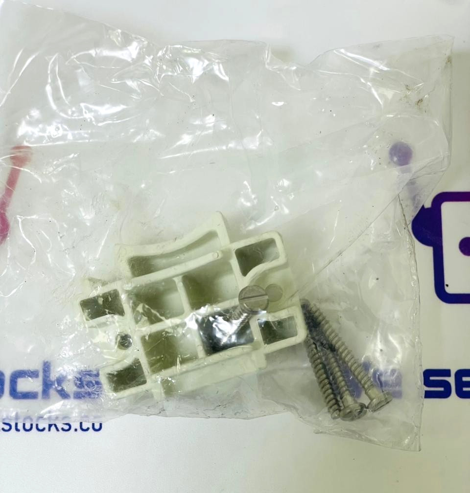 LINCOLN ELECTRIC T12153-10 Plug 4 Wire Grounding
