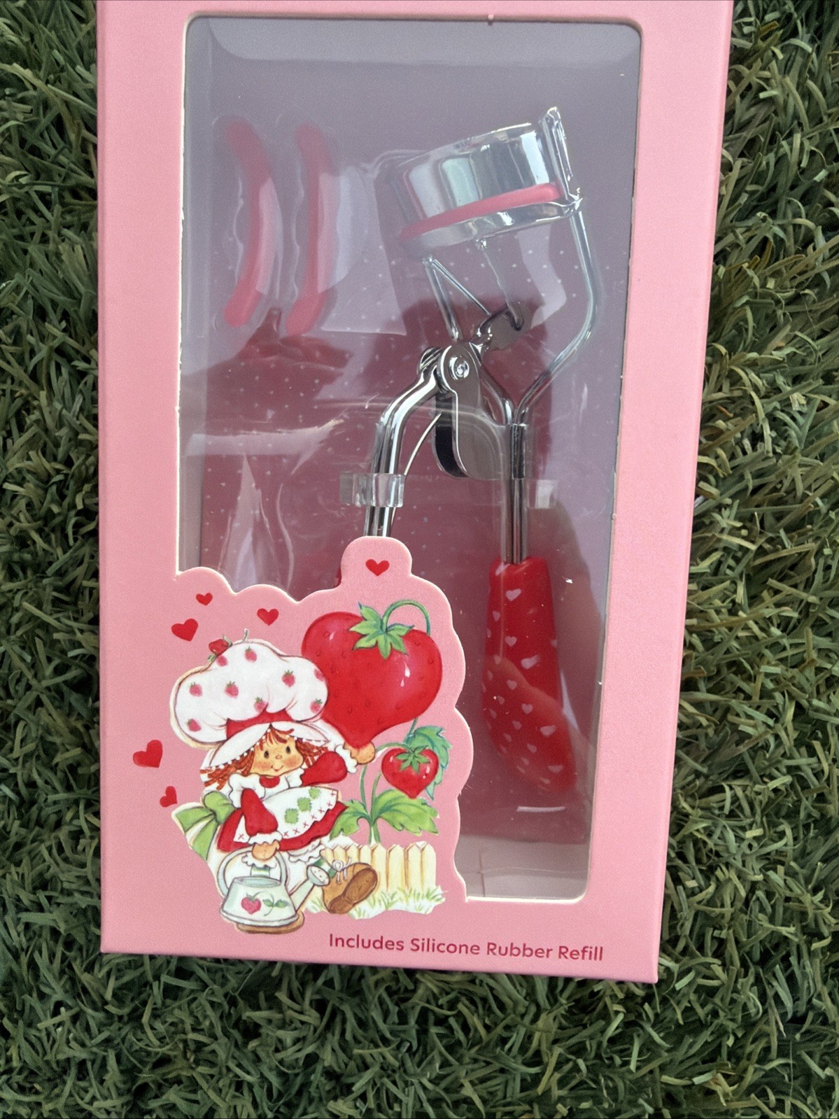 CELAVI X Sweetheart Strawberry Shortcake Red Eyelash Curler