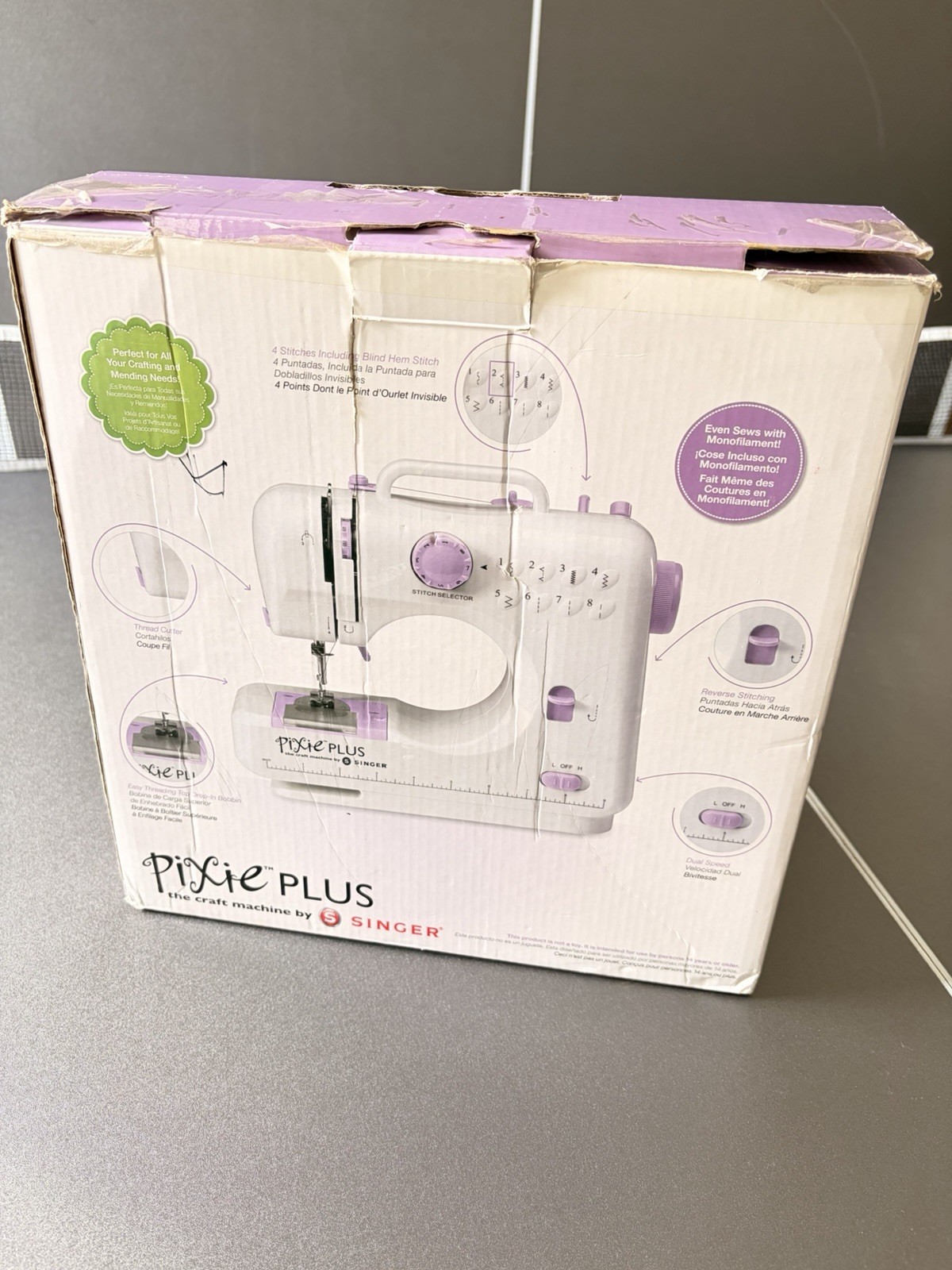 Singer Pixie Plus Electronic Sewing Machine -For Parts or Repair