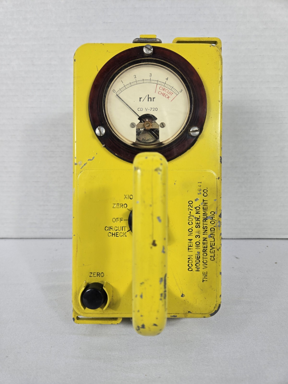 Cold War VTG Radiological Survey Meter CD V-715 1A Nuclear Fallout Prep Military