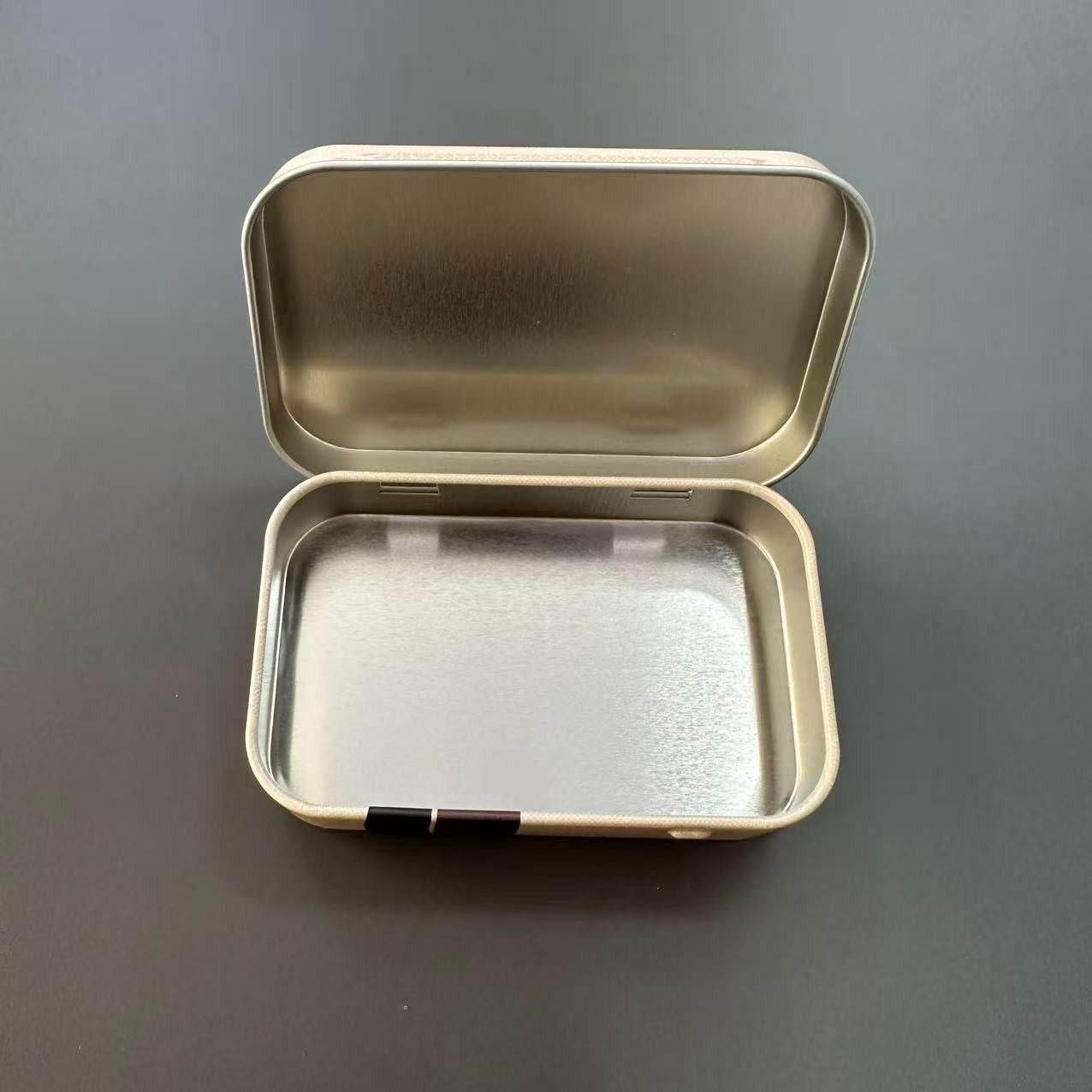 Authentic RAW Classic 1 1/4 Size Pre-Rolled Cones 100 Pack 🌟 RAW Storage Tin