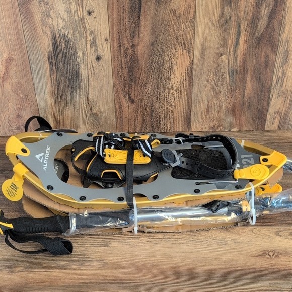 AlpTrek PRO Snowshoe Kit 821 BRAND NEW