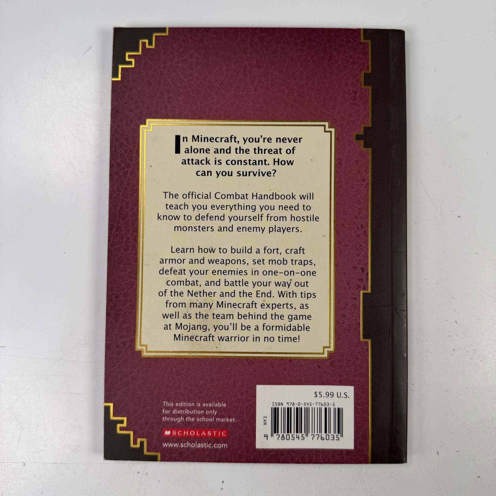 Minecraft Combat Handbook Official Strategy Guide Mojang Scholastic 2014