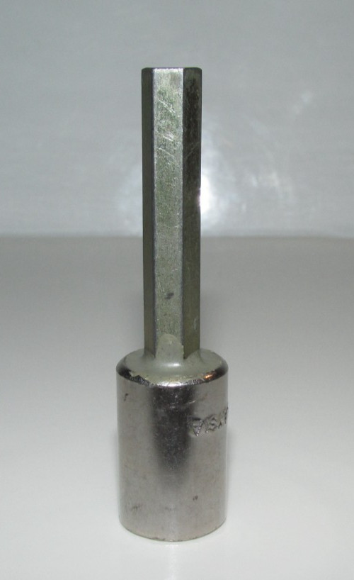 T 173 - Unbranded 10mm Hex Bit Socket Driver, 6 point, Malaysia