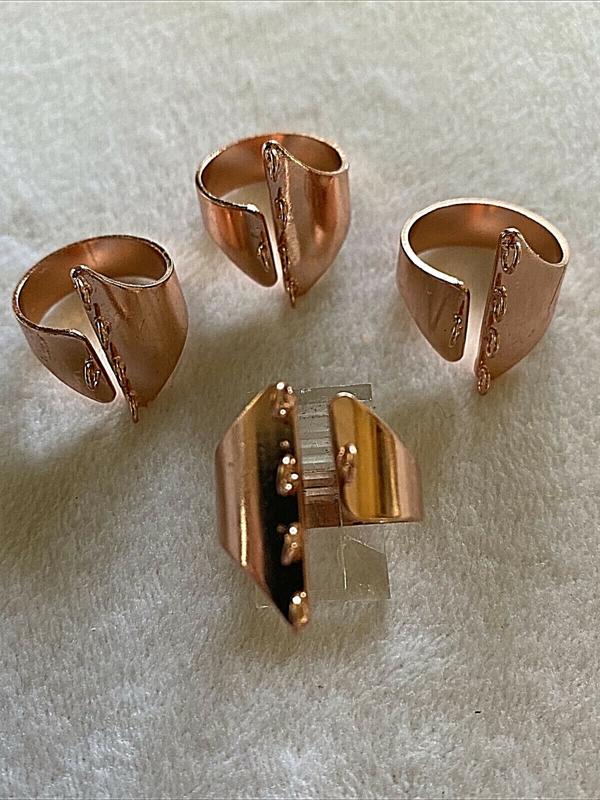 24 pcs  ~ Copper Adjustable Ring Blanks with 5 Loops
