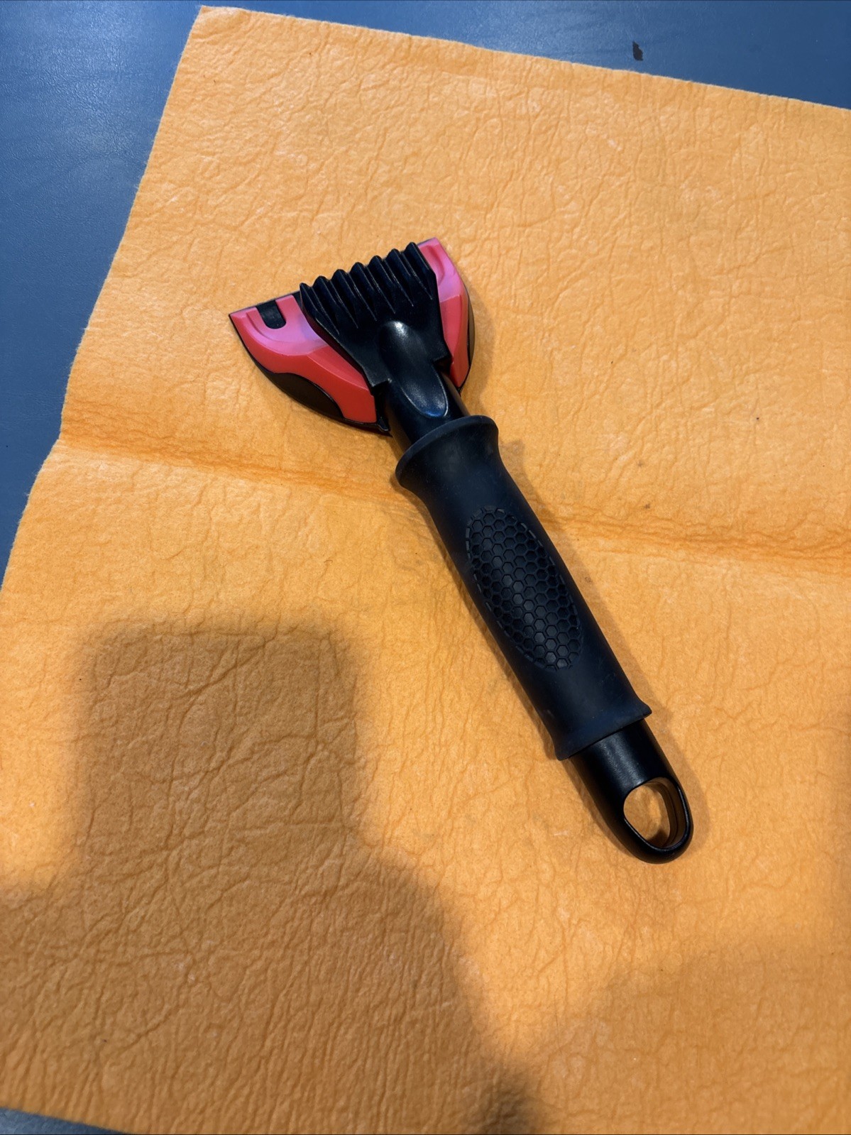 Subzero Polar Vortex Ice Scraper with 11" Non-Slip Grip Handle Winter Tools p1