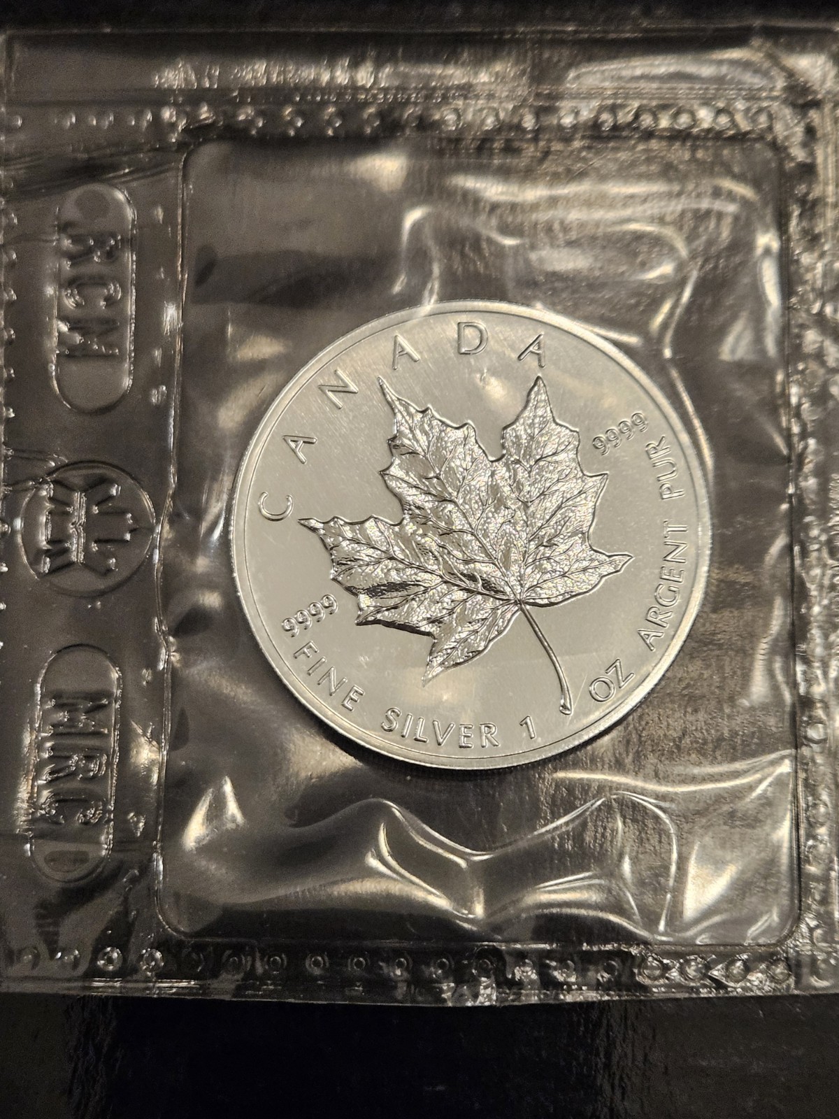 1993 CANADIAN 5 DOLLAR 1 0Z SILVER MAPLE LEAF .999