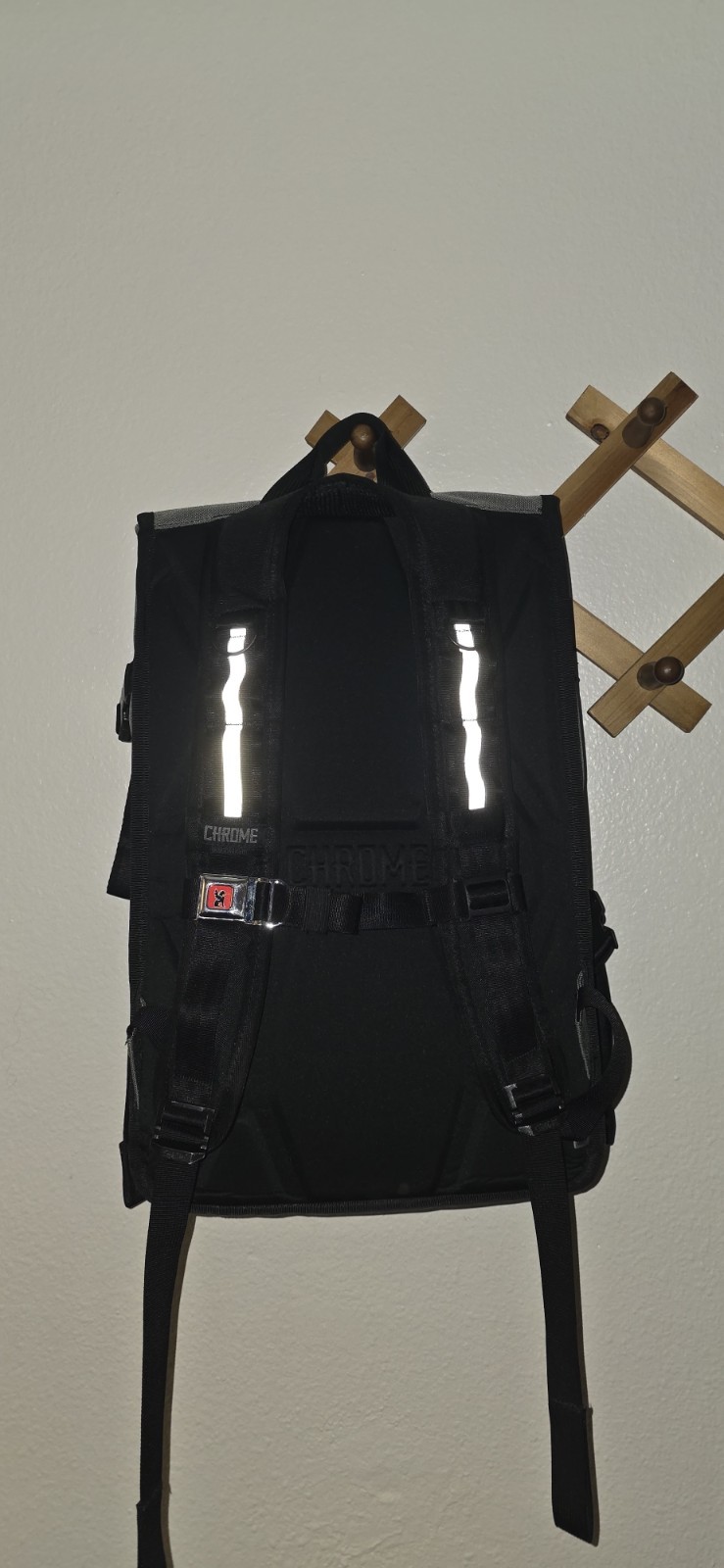 Chrome Cycling Backpack Gray Black Reflective Accents Adjustable Straps