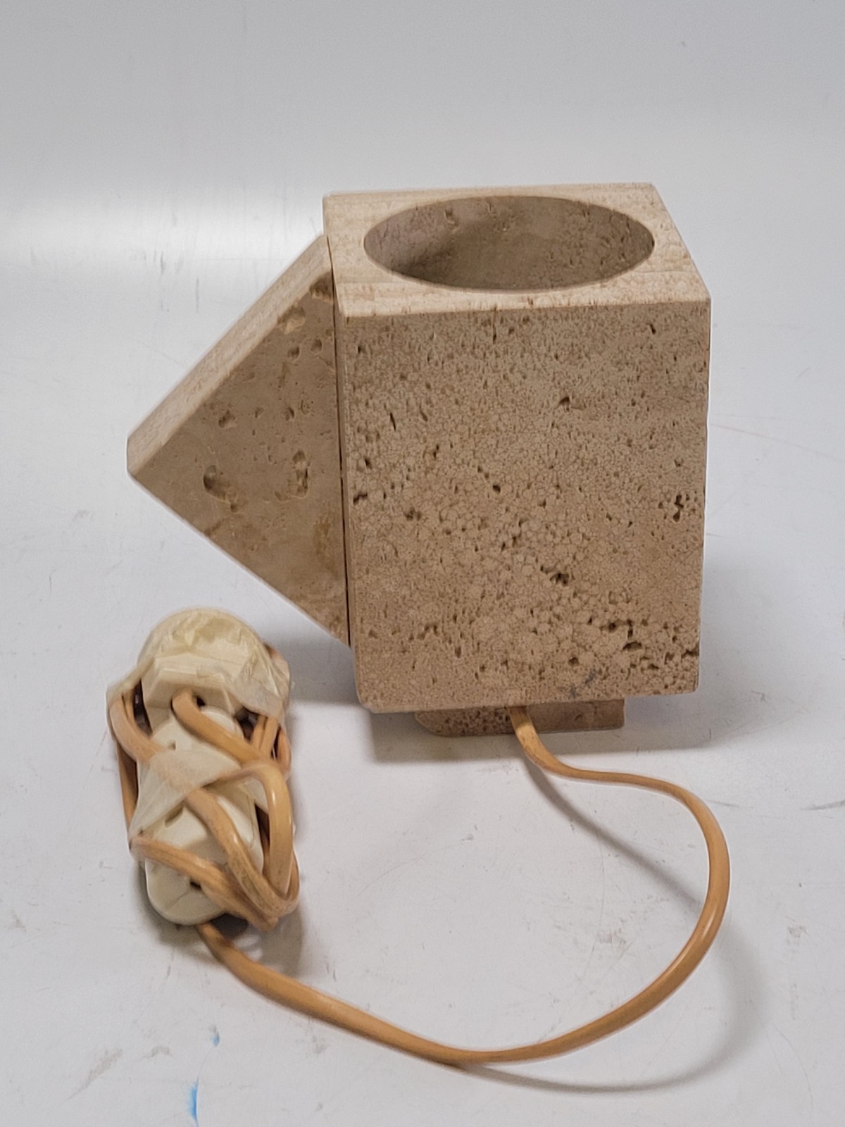 Cerri Nestore Travertine Lamp Plastic Cord Made In Italy 9x4"