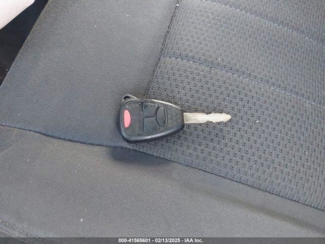 LIBERTY 2012 Glove Box 4661890